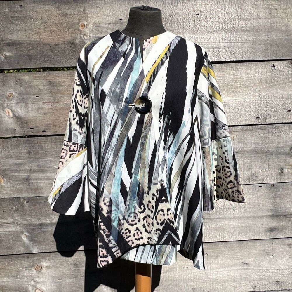 Lior Women's Multicolor Vince Lightweight Bell Sleeve Blazer NWT